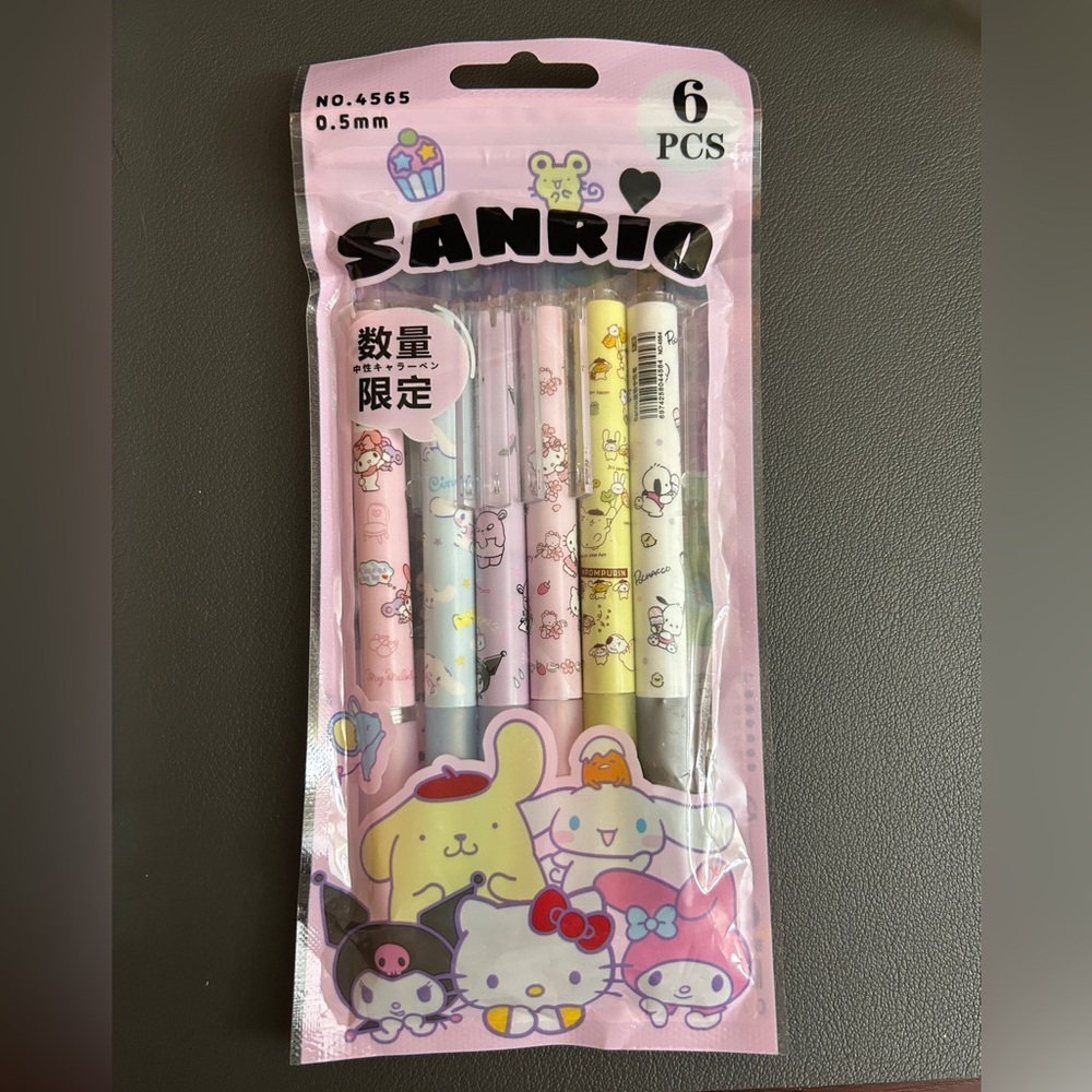 Sanrio Hello Kitty and Friends Pens - 6 new in package